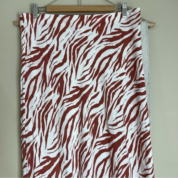 Rails Anya Zebra Print Midi Skirt - Rust zebra Orange-Brown - Size XLARGE - Picture 3 of 9